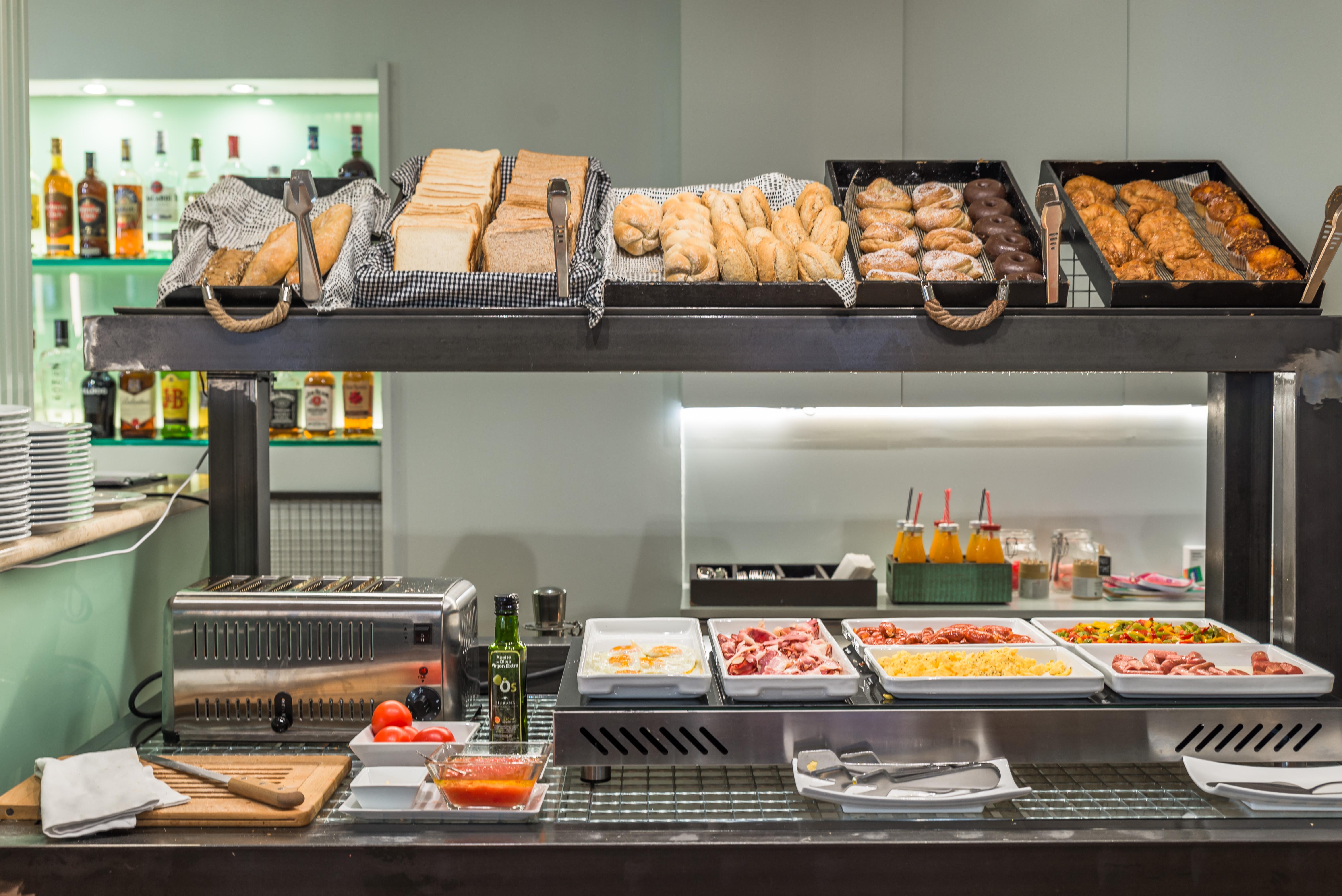 Aparthotel Mariano Cubi Barcelona — Photos 3