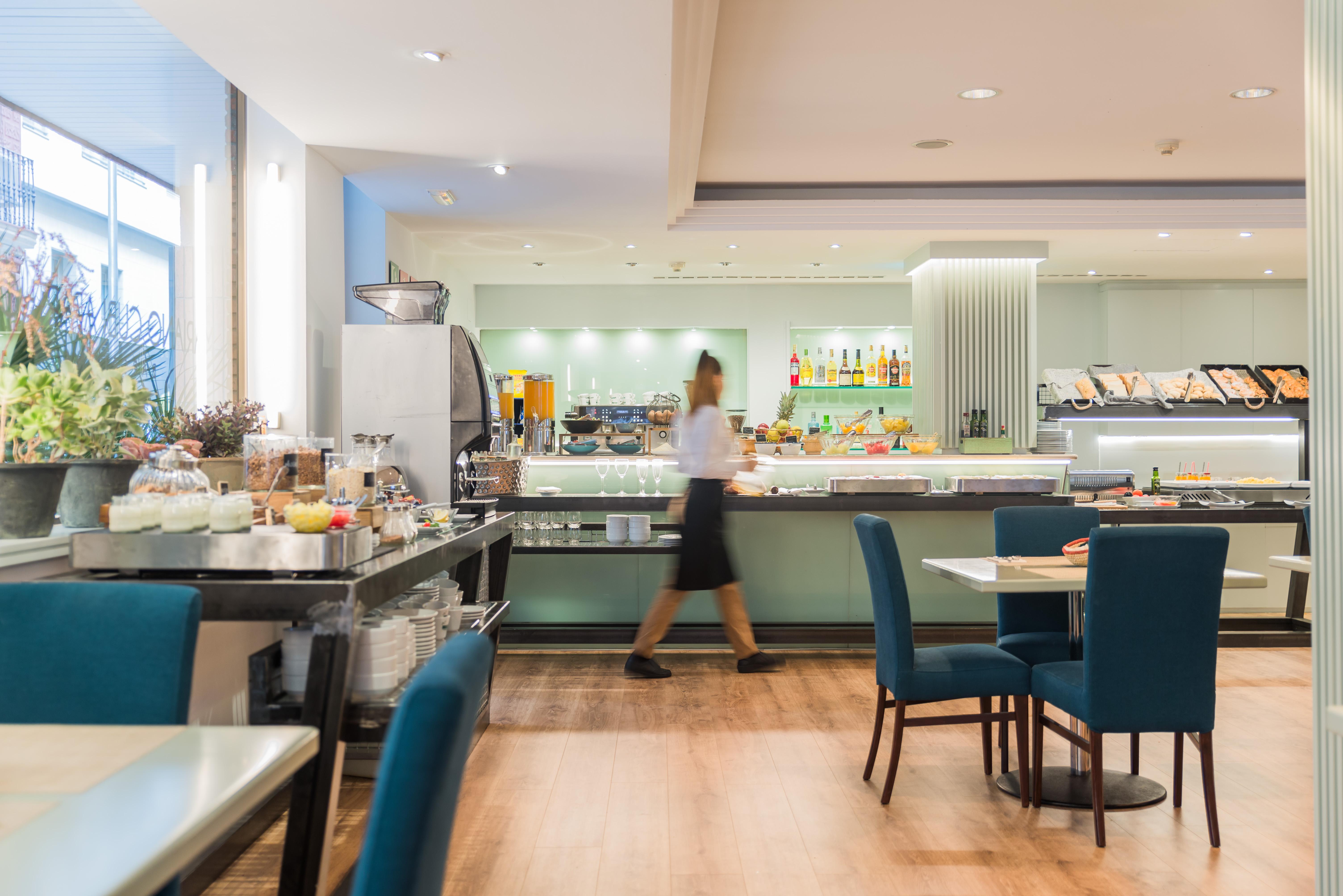 Aparthotel Mariano Cubi Barcelona — Photos 2